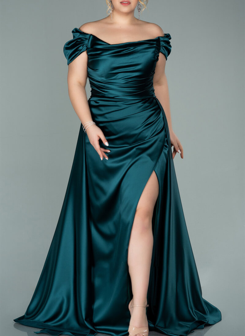 Plus Size & Petite Dresses